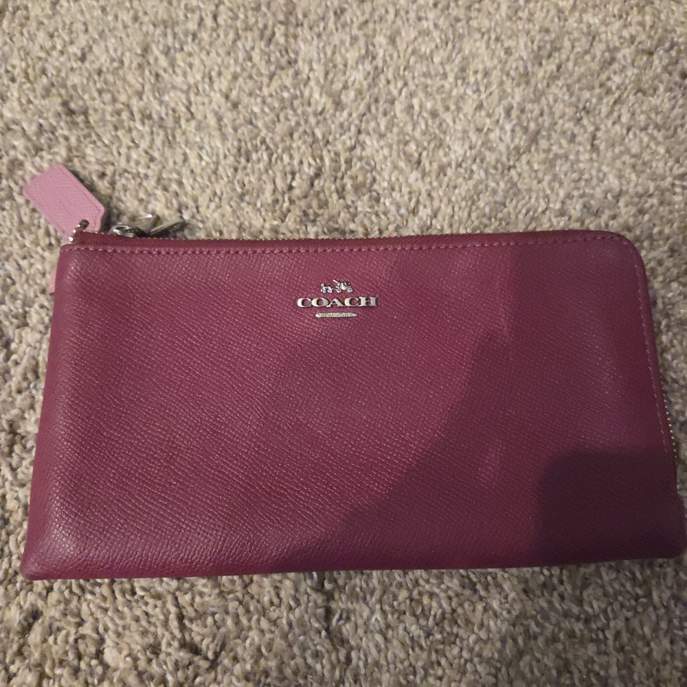 **Unique Dual Color** Coach Pink Leather Wallet